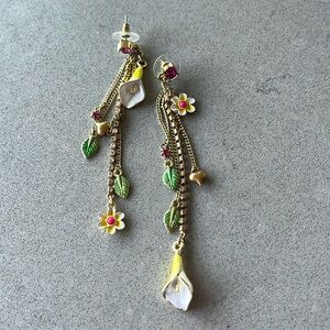 Betsy Johnson mismatch earrings